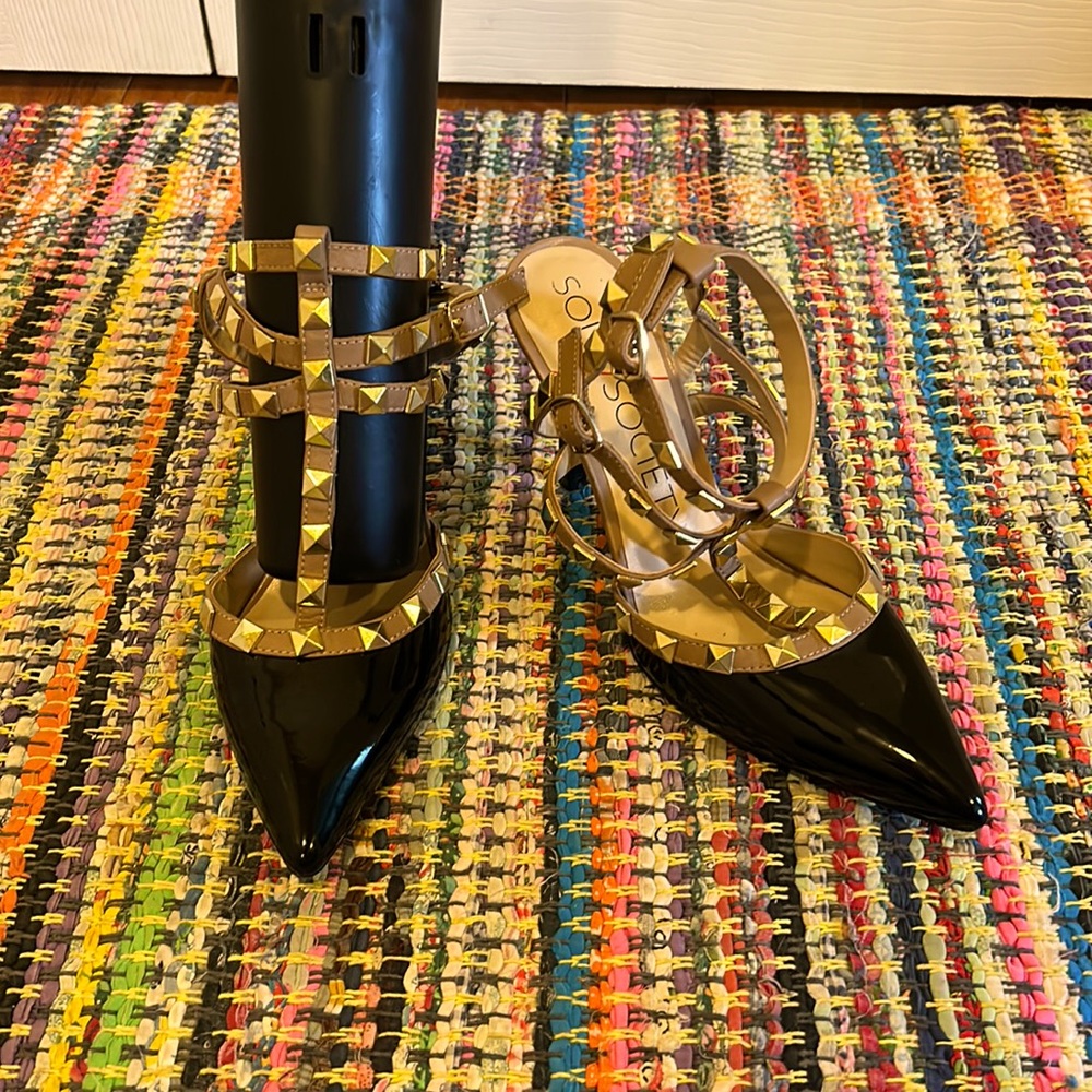 Sole society studded t-strap heels